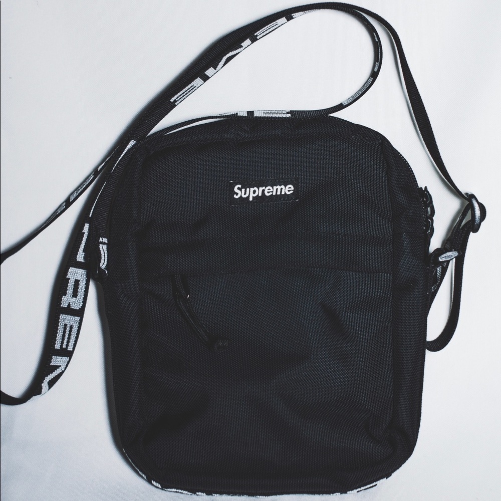 Supreme SS18 Shoulder Bag